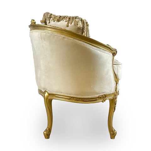 Vintage Elegant Luxury Sofa White and Gold Interior Design