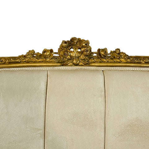 Vintage Elegant Luxury Sofa White and Gold Interior Design